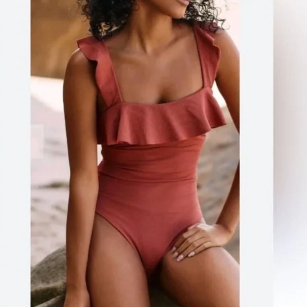 Eberjey Jane Pique One-Piece Swim Suit Removable Pads Redwood Color Size Medium